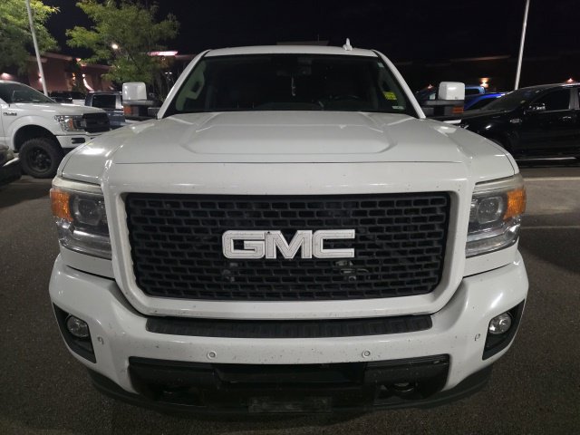 Used 2015 GMC Sierra 2500 Denali w/ Duramax Plus Package AWD/4WD image 8