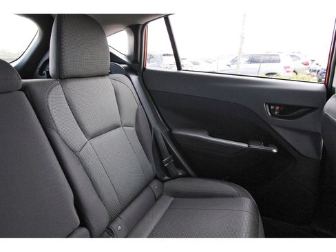 Used 2024 Subaru Crosstrek 2.0i Premium image 12