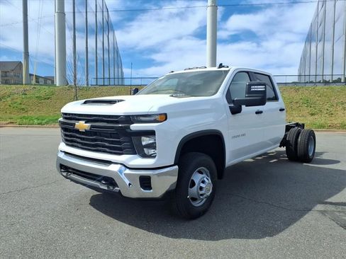 New 2026 Chevrolet Silverado 3500 W/T w/ WT Convenience Package image 31