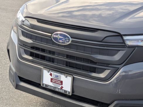 Certified 2025 Subaru Forester AWD/4WD image 9