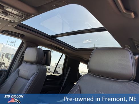 Used 2023 GMC Yukon Denali w/ Denali Reserve Package AWD/4WD image 19