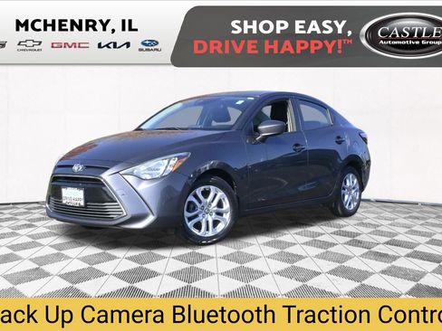 Used 2017 Toyota Yaris iA image 1