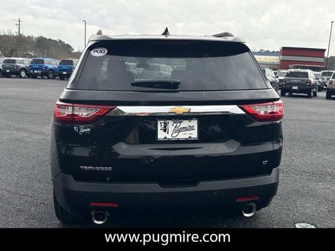 Used 2019 Chevrolet Traverse LT w/ LT Premium Package image 6