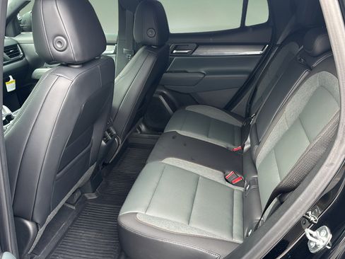 Used 2026 GMC Terrain AT4 w/ Convenience Package III AWD/4WD image 19