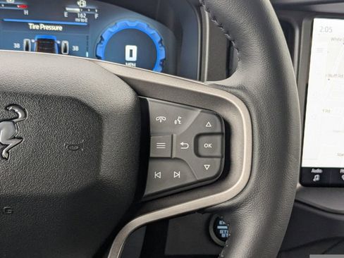 New 2025 Ford Bronco Badlands image 27