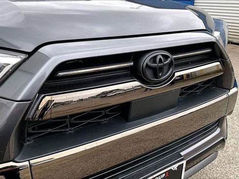 Used 2021 Toyota 4Runner Nightshade image 30