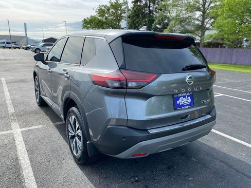 Used 2021 Nissan Rogue SV AWD/4WD image 5