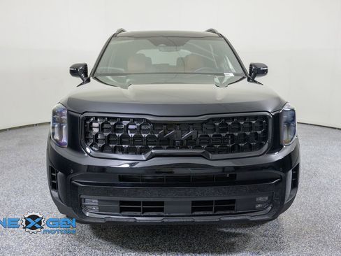 Used 2025 Kia Telluride SX Prestige X-Pro AWD/4WD image 2