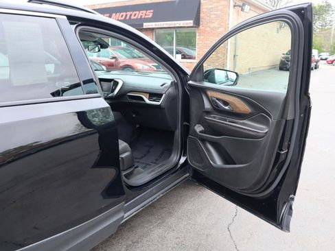 Used 2020 GMC Terrain SLE w/ Driver Convenience Package AWD/4WD image 10