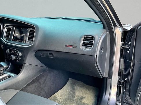 Used 2020 Dodge Charger Scat Pack RWD image 27