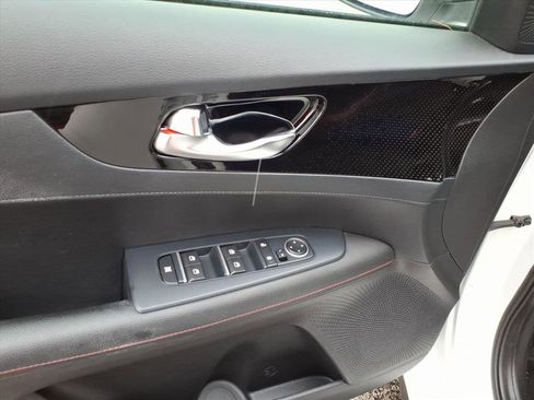 Used 2020 Kia Forte GT image 13