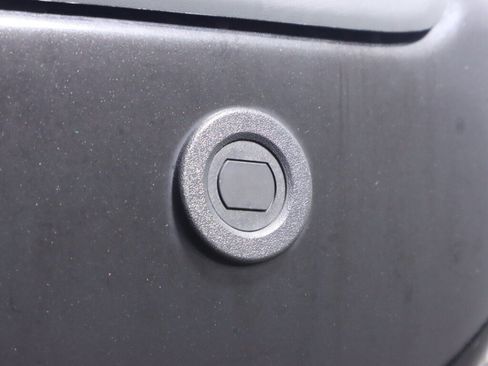 Used 2019 Nissan Frontier PRO-4X AWD/4WD image 36