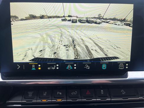 Used 2024 Chevrolet Silverado 2500 High Country w/ Technology Package image 28