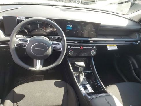 New 2026 Hyundai Tucson SEL image 10