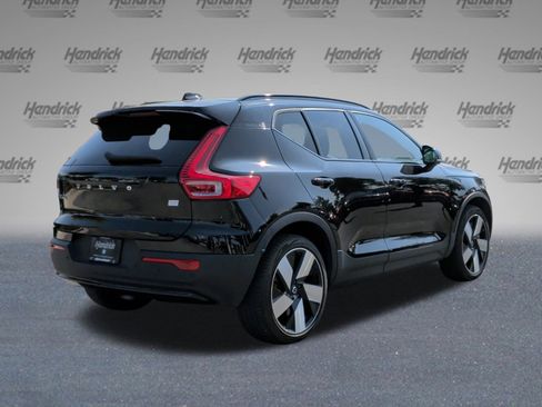 Used 2024 Volvo XC40 Recharge Ultimate w/ Protection Package Premier image 10