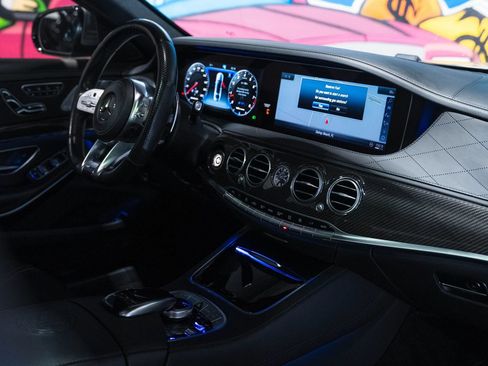 Used 2017 Mercedes-Benz S 63 AMG 4MATIC Sedan image 31