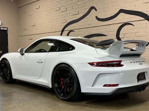 Used 2018 Porsche 911 GT3 image 9