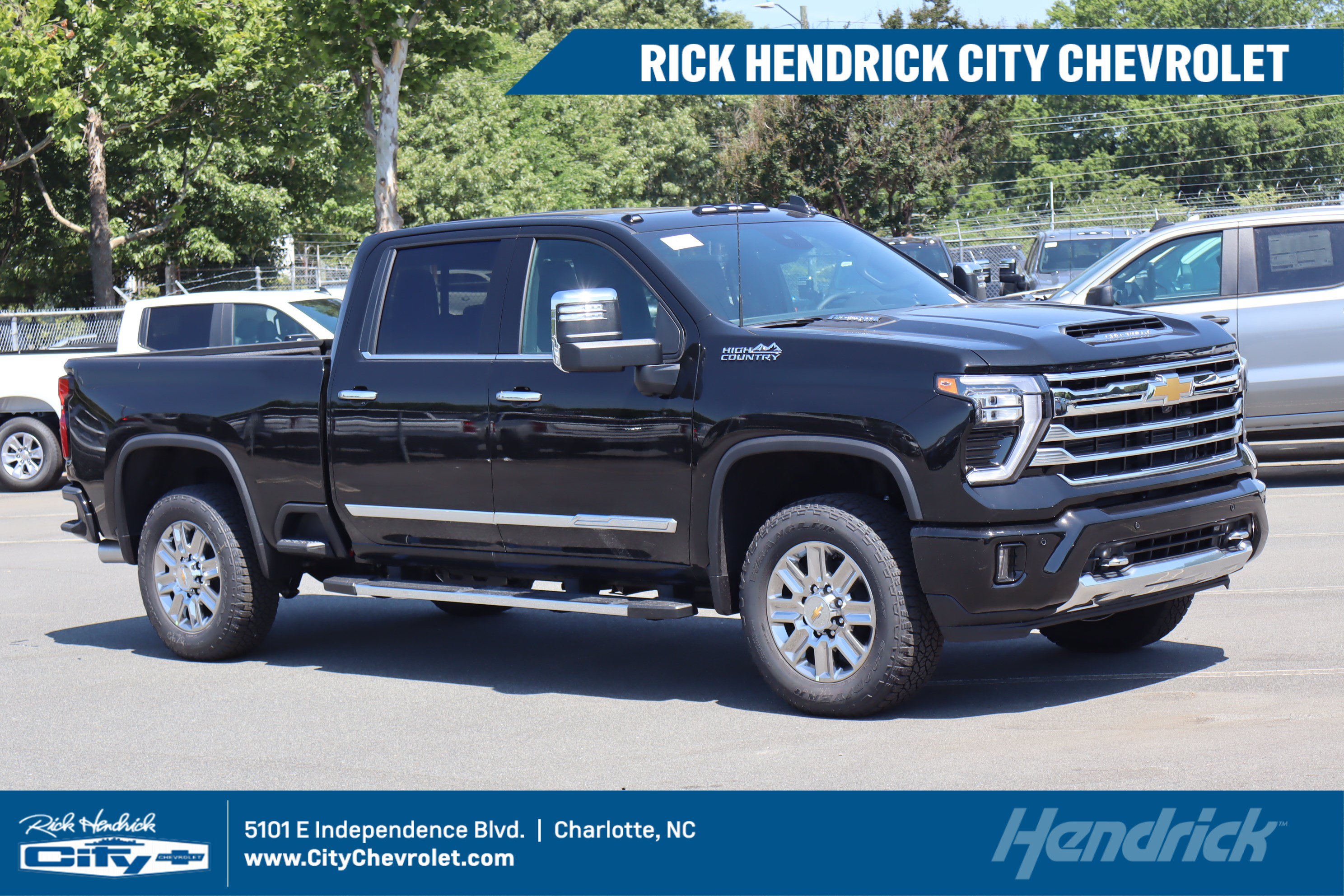New 2026 Chevrolet Silverado 2500 High Country w/ High Country Premium Package AWD/4WD image 1