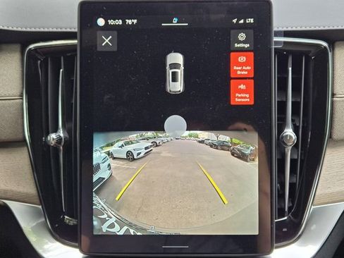 Used 2025 Volvo XC90 B5 Core image 20