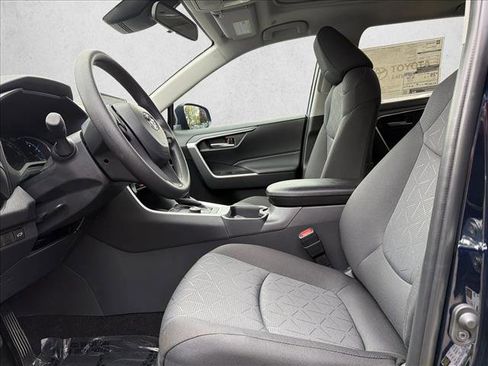 New 2025 Toyota RAV4 XLE image 11