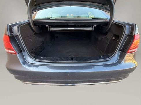 Used 2014 Mercedes-Benz E 350 Sedan image 34