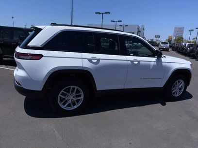 Used 2025 Jeep Grand Cherokee Laredo X