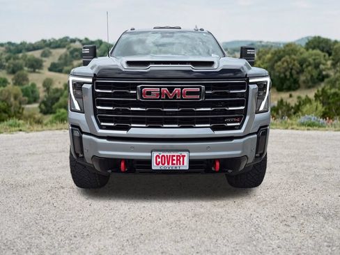 Used 2024 GMC Sierra 2500 AT4 w/ AT4 Premium Plus Package AWD/4WD image 2