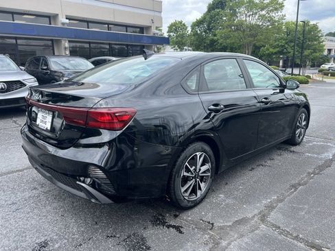 Certified 2024 Kia Forte LXS w/ LXS Technology Package FWD image 5