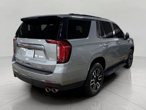 Used 2024 GMC Yukon AT4 w/ Technology Package AWD/4WD image 8