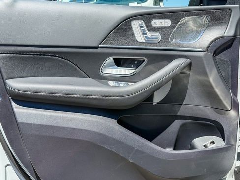 New 2026 Mercedes-Benz GLS 450 4MATIC image 21