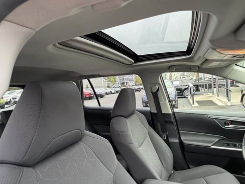 Used 2019 Toyota RAV4 XLE w/ Convenience Package AWD/4WD image 24