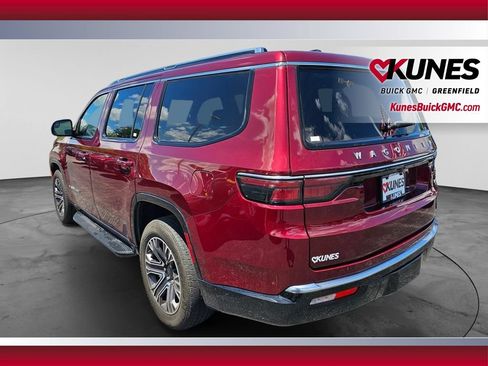 Used 2024 Jeep Wagoneer Series II AWD/4WD image 8