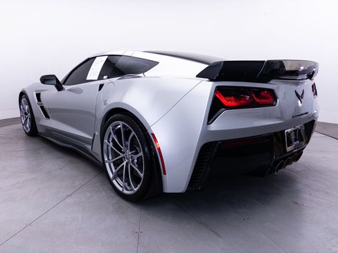 Used 2017 Chevrolet Corvette Grand Sport RWD image 16