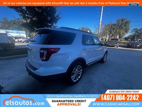 Used 2019 Ford Explorer XLT w/ Equipment Group 202A image 5
