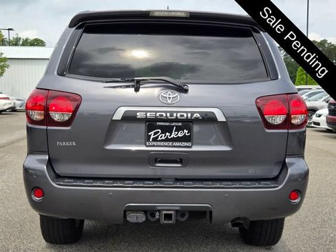 Used 2020 Toyota Sequoia Platinum RWD image 4