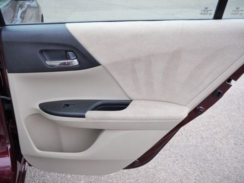 Used 2013 Honda Accord LX image 18