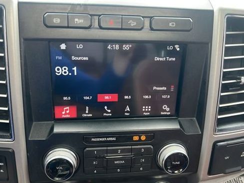 Used 2019 Ford F250 King Ranch w/ King Ranch Ultimate Package AWD/4WD image 16