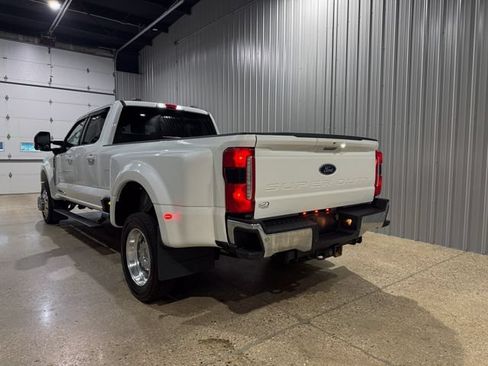 Used 2023 Ford F450 Lariat w/ Lariat Ultimate Package AWD/4WD image 3