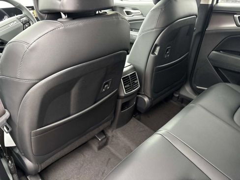 New 2026 Kia Sportage EX image 13