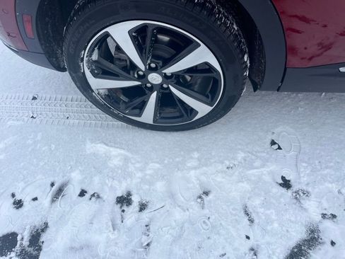 Used 2021 Buick Envision Essence image 34