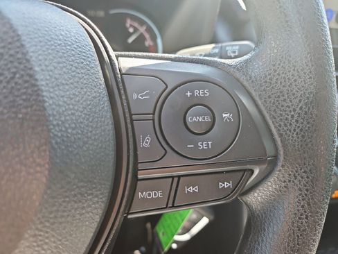 Used 2025 Toyota RAV4 LE FWD image 23