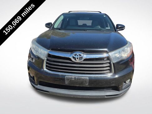 Used 2015 Toyota Highlander Plus AWD/4WD image 2