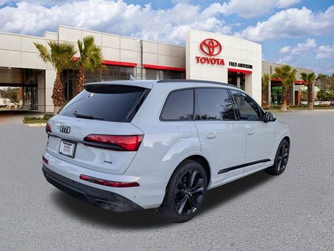 Used 2025 Audi Q7 3.0T Premium Plus image 4
