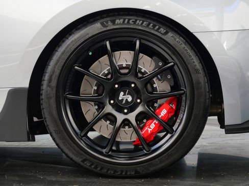Used 2021 Ford Mustang GT Premium w/ GT Performance Package RWD image 11