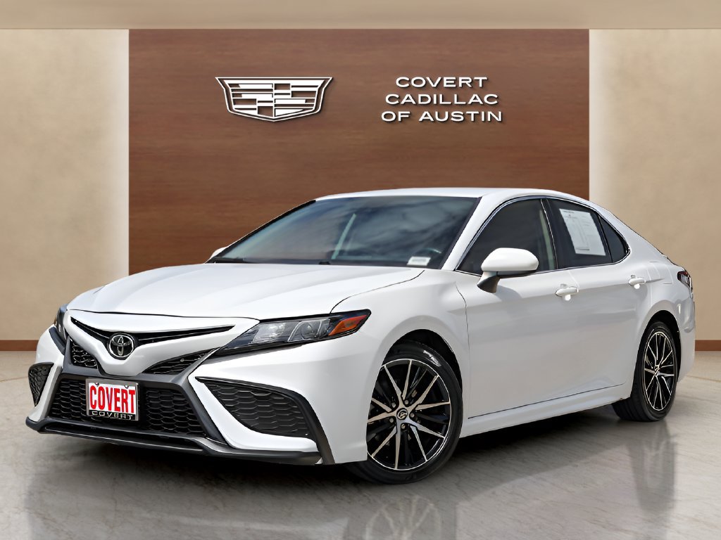 Used 2021 Toyota Camry SE FWD image 1
