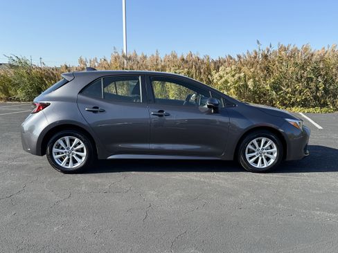 Used 2024 Toyota Corolla SE image 10