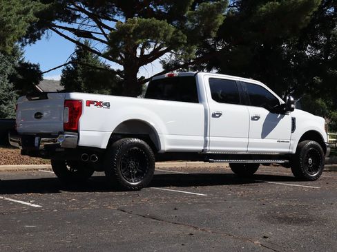 Used 2019 Ford F250 XLT w/ XLT Premium Package AWD/4WD image 5