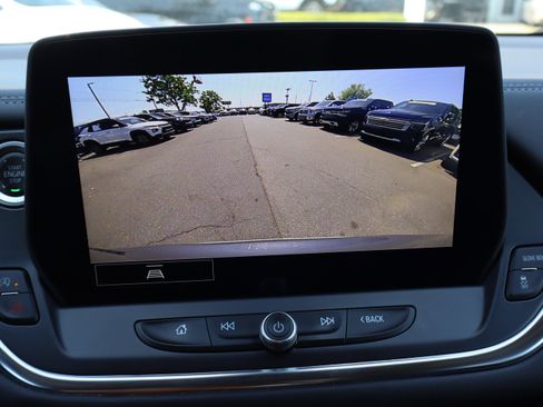 Used 2025 Chevrolet Blazer LT w/ Midnight/Sport Edition FWD image 26