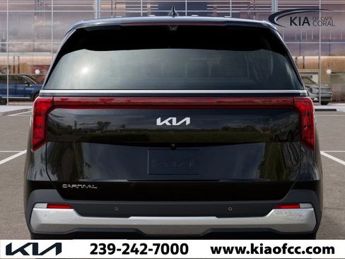 New 2026 Kia Carnival image 13