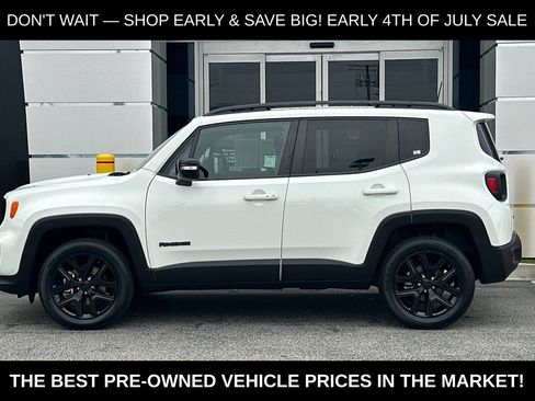 Used 2022 Jeep Renegade Altitude AWD/4WD image 7